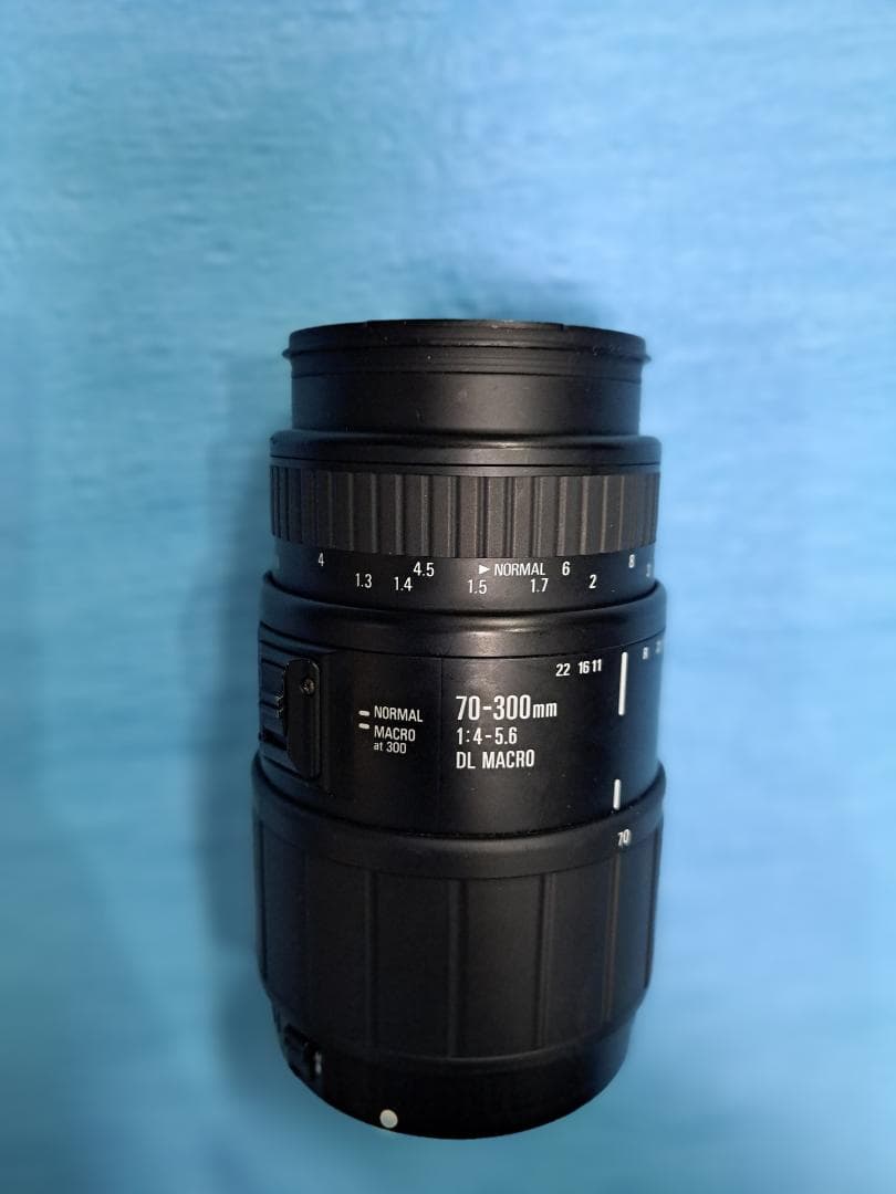本日特売　シグマ70-300mm　DL F4-5.6 マクロ 　キヤノン用