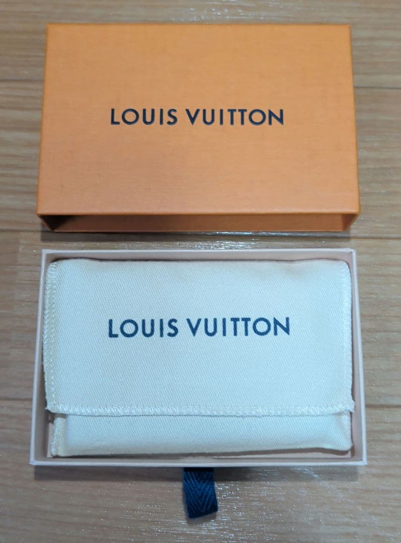 未使用級　ルイヴィトン　パース　ポルトモネ　ジュール　エクリプス　黒