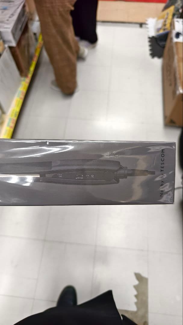 テスコムのノビー プロフェッショナルヘアストレートアイロン - 新発売