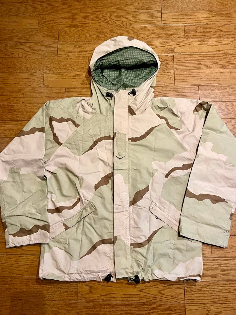 実物本物【最軽量】ゴアテックスパーカー　特殊部隊　リバーシブルナイトカモ　M