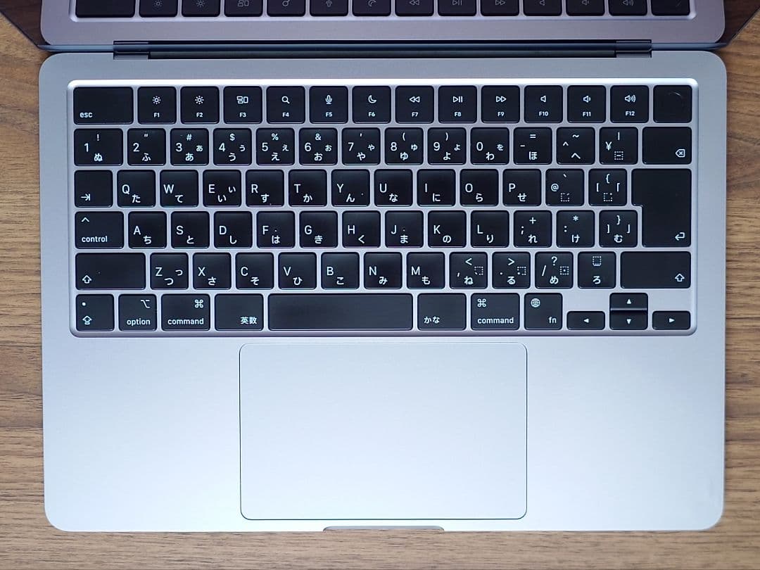 c*！様 MacBookAir m2 スペースグレー 本体