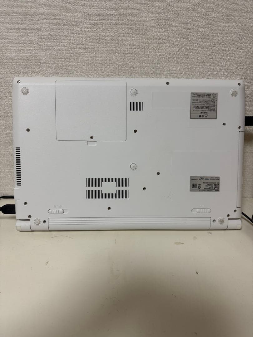 NEC NS600/H ホワイト 15.6インチノートPC