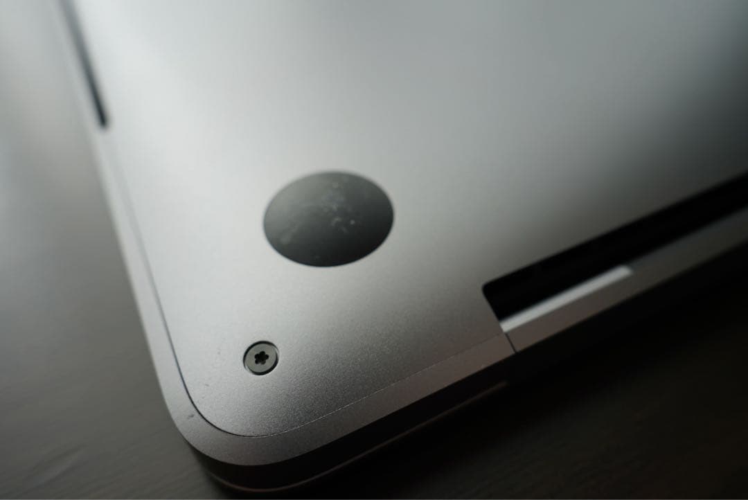 Zyn　Apple MacBook Pro 2020 13インチ