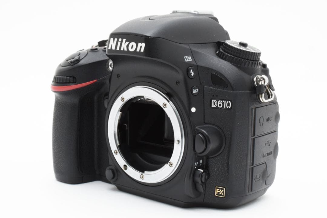 超美品 ニコン D610 デジタル ボディ ショット枚数　14752枚 M318