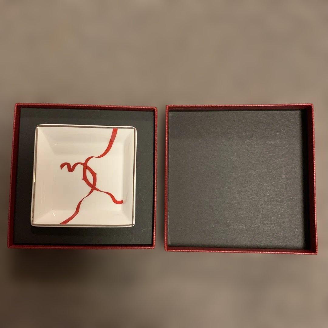 新品未使用　カルティエ陶器小物入れ