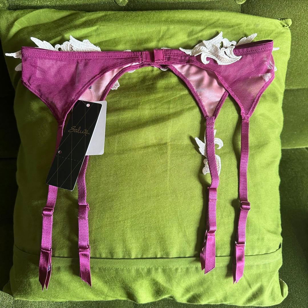 サルート ガーターベルト94g WI バレリーナ