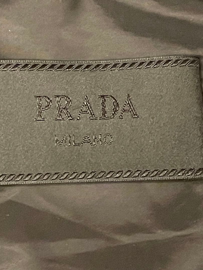 『超美品』大きなサイズPRADAプラダナイロンジャケット黒５４サイズ