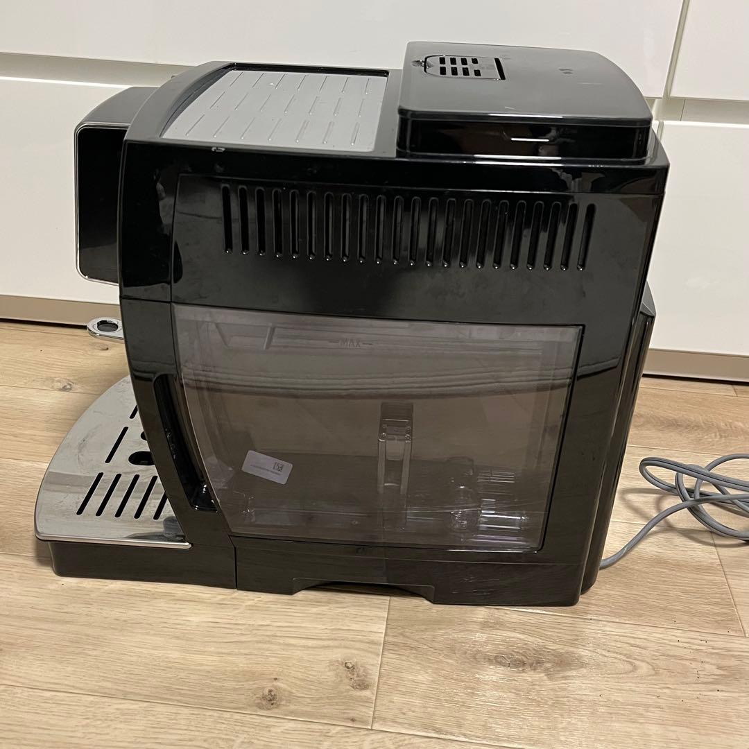 デロンギ マグニフィカS ECAM23120B エスプレッソマシン　全自動　黒