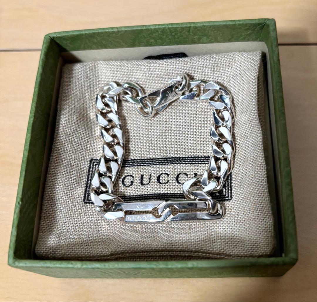 GUCCI シルバーブレスレット