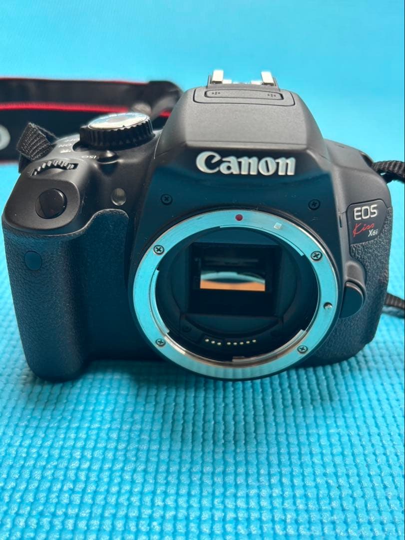 ★大変人気のCanon EOS Kiss X6i Wダブルレンズセット