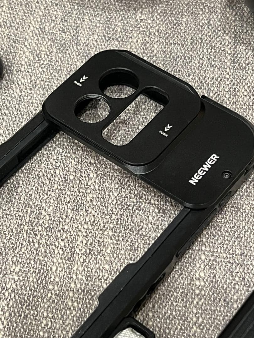 NEEWER HD 85mmレンズ & ケイス for iPhone 15