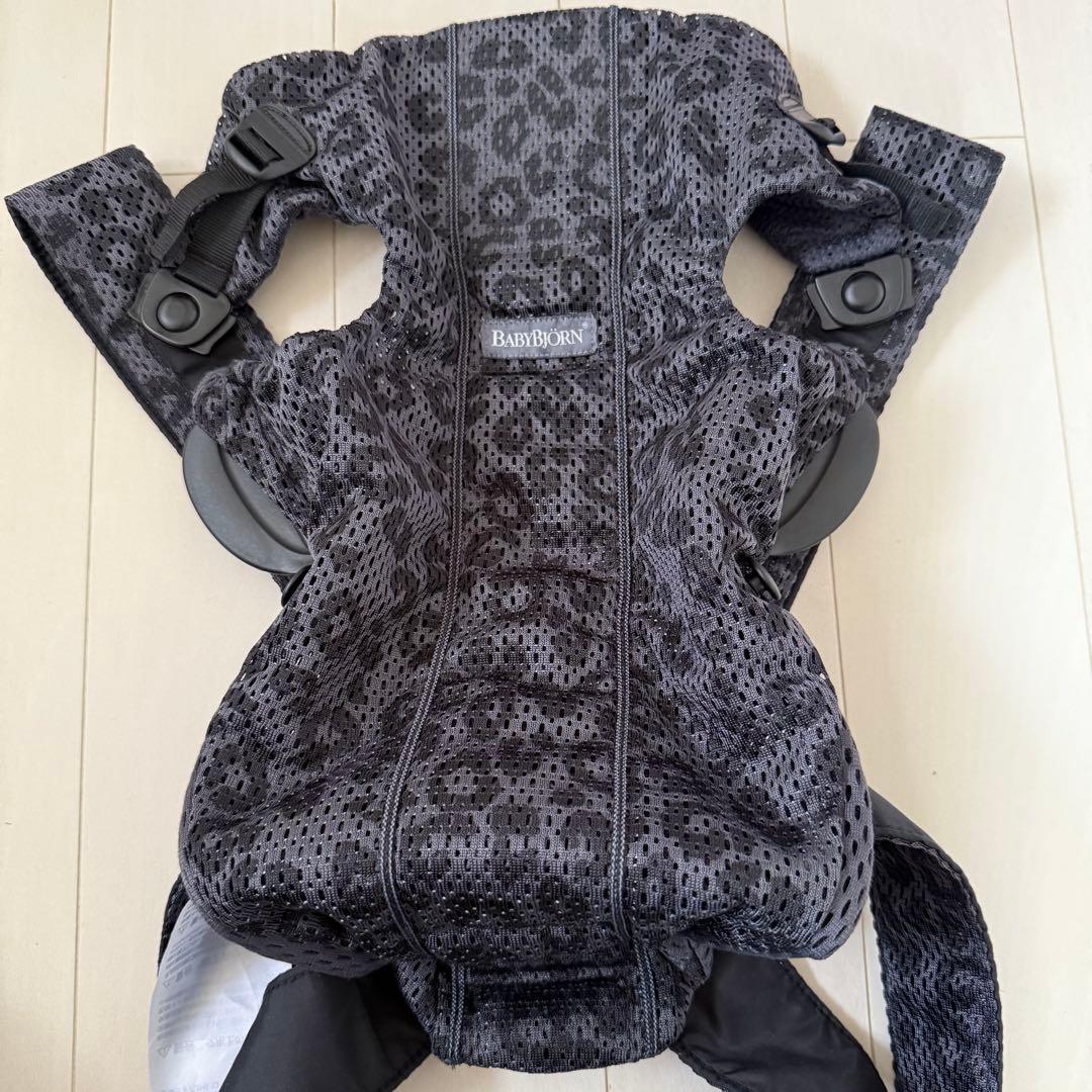 【値下げ】BABYBJÖRNベビーキャリアMINIレオパード柄