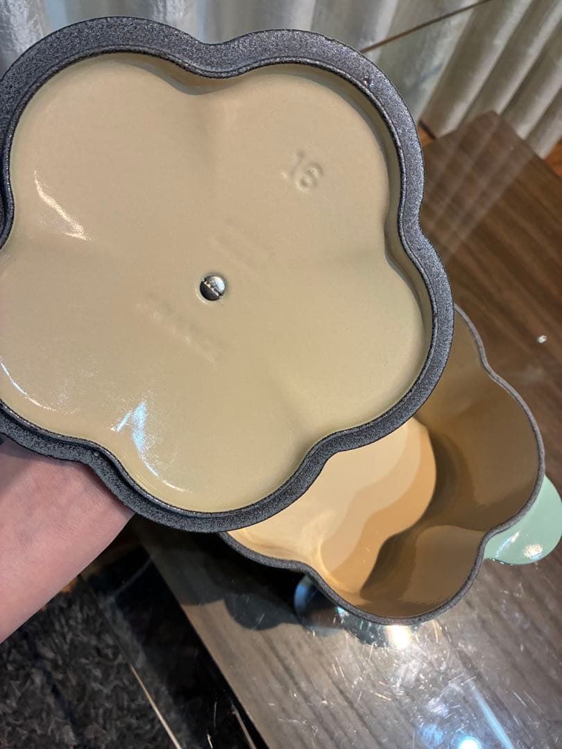 Le Creuset ココットフルール 16 クールミント