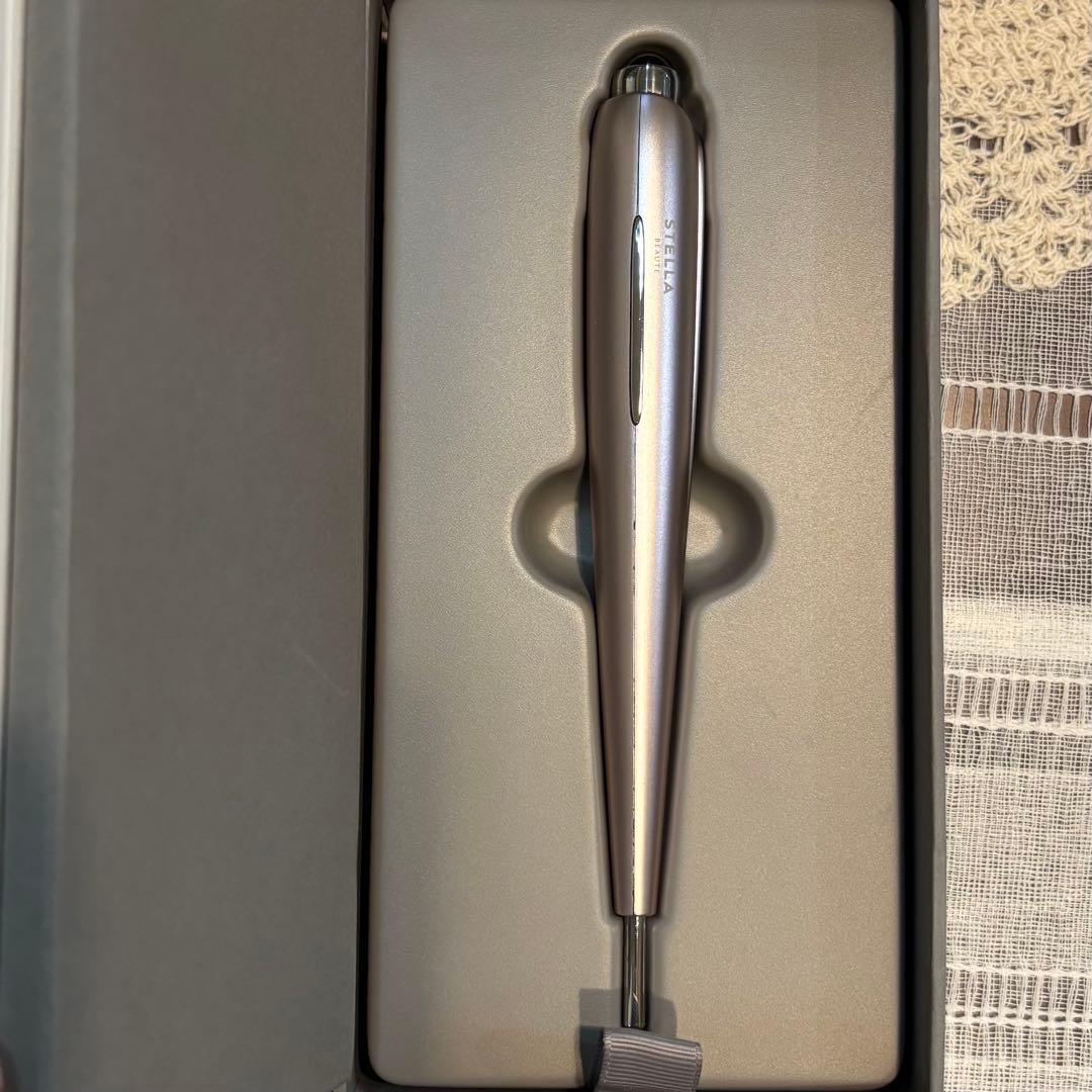 ステラビューティー　フェイススティックRin ピンク