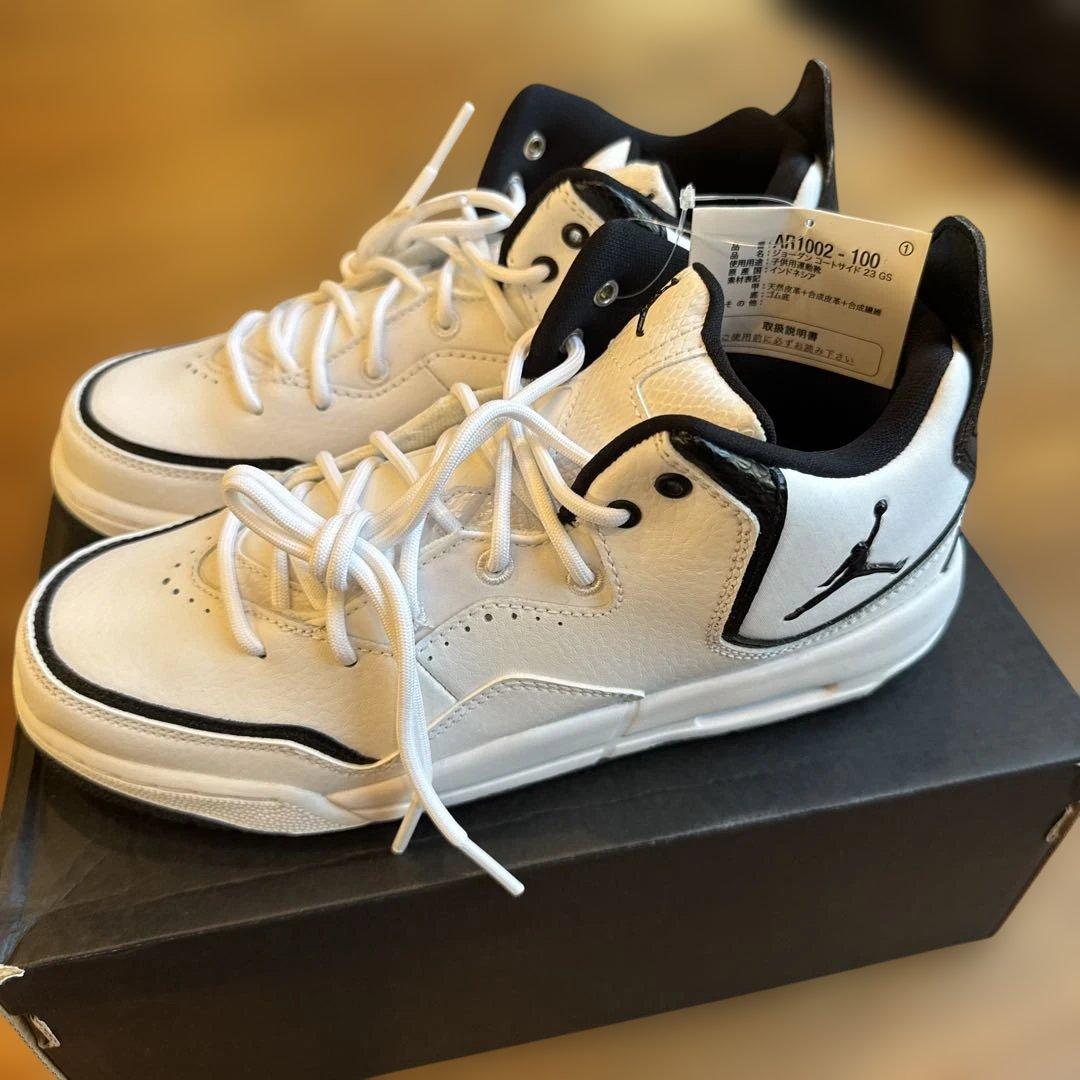 スニーカー JORDAN COURTSIDE 23 White/Black 24cm