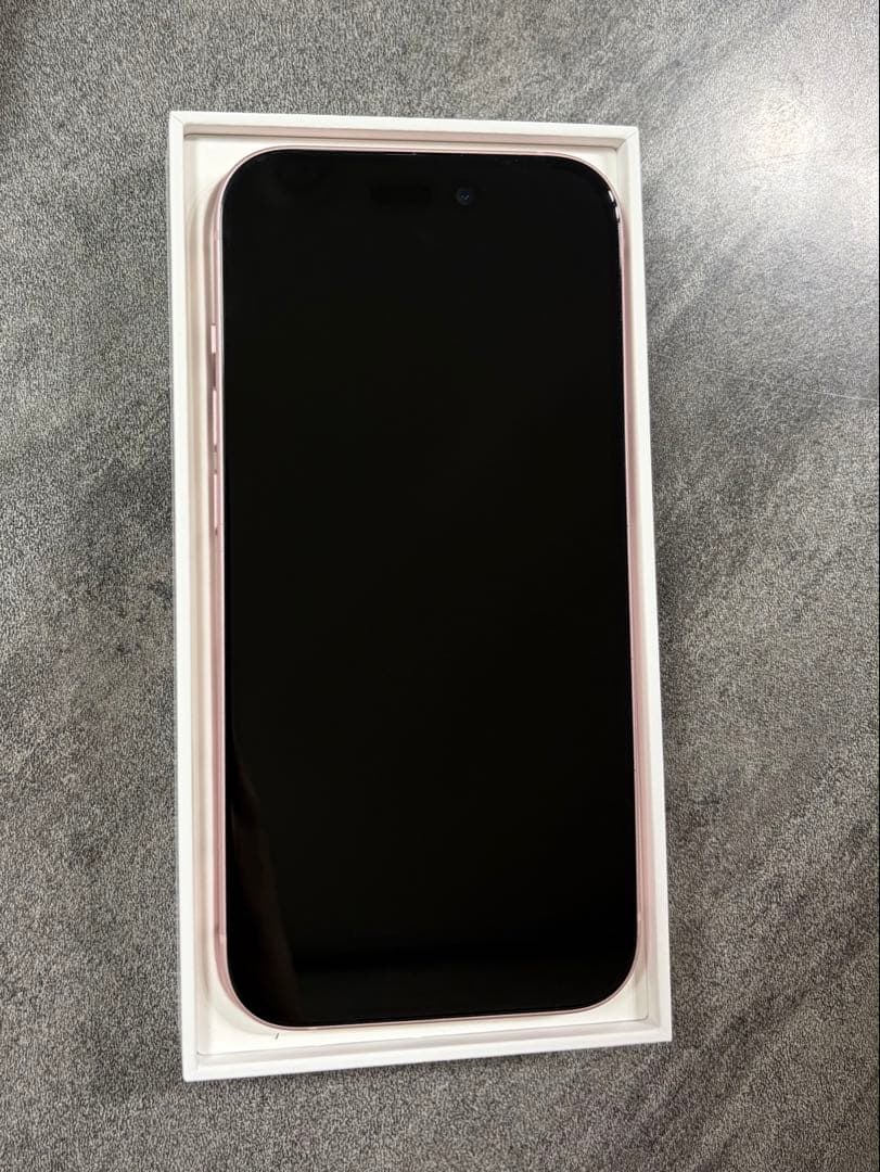 【バッテリー100%】Apple iPhone 15 本体 ピンク　256GB