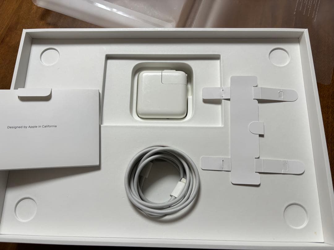 MacBook Air 2020 スペースグレイ 512G M1チップ搭載モデル