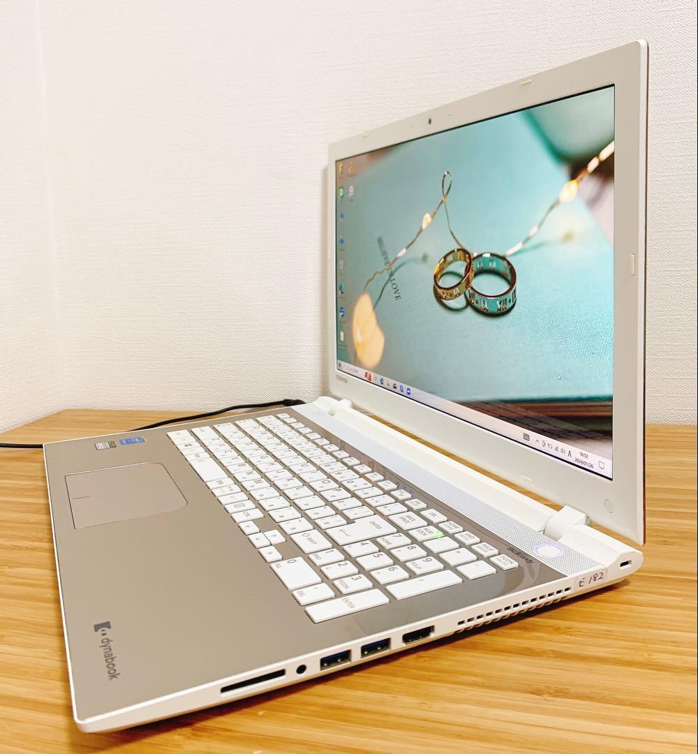 カメラ付PC✨ノートパソコン　オフィス付き✨SSD✨人気のdynabook✨薄型