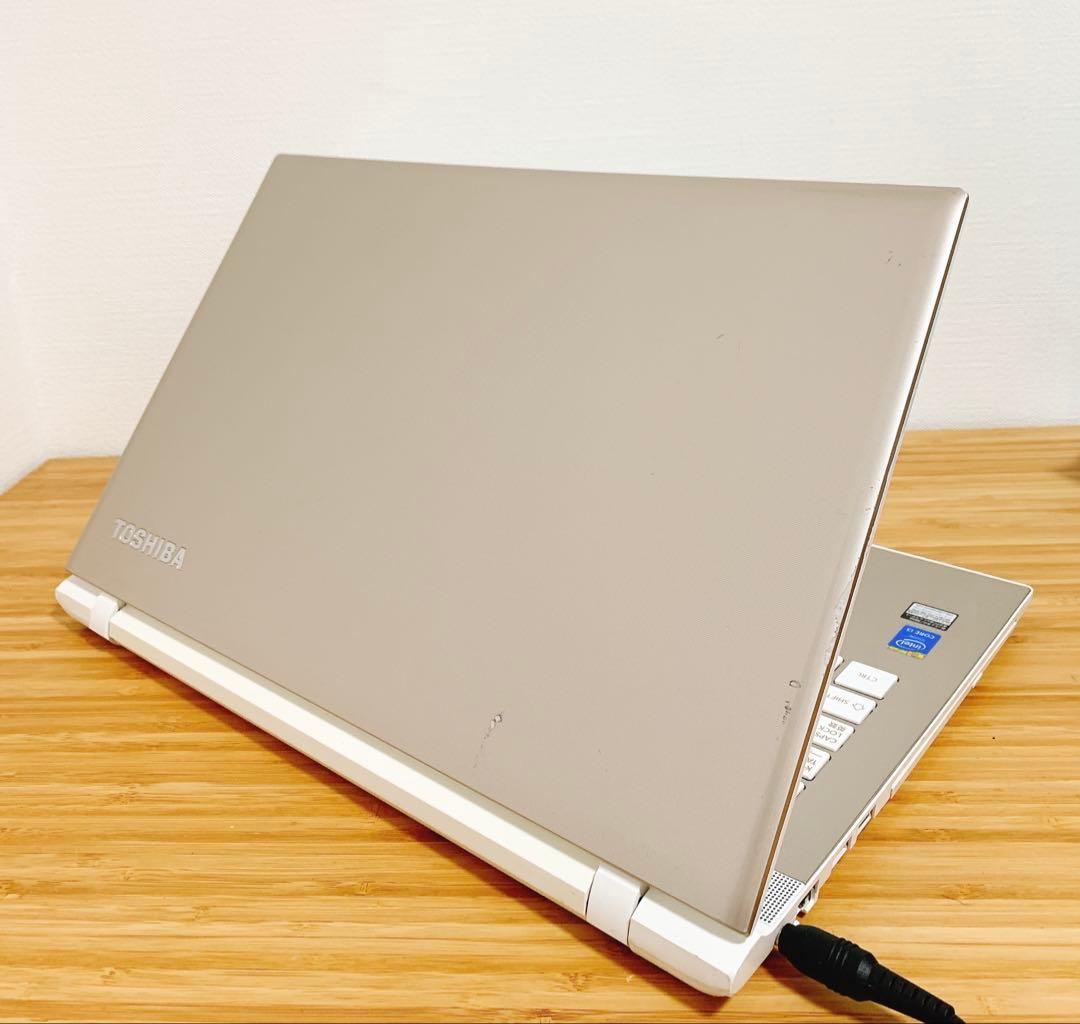 カメラ付PC✨ノートパソコン　オフィス付き✨SSD✨人気のdynabook✨薄型