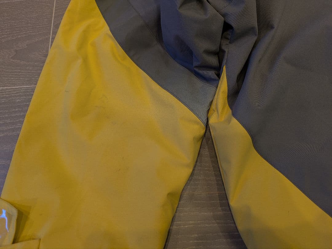 スノーボードウェア 上下セット Lサイズ 耐水圧20,000mm