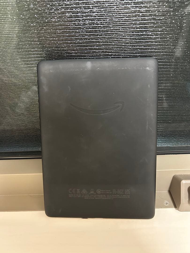 Kindle Paperwhite ブラック 本体 広告あり カバー無し