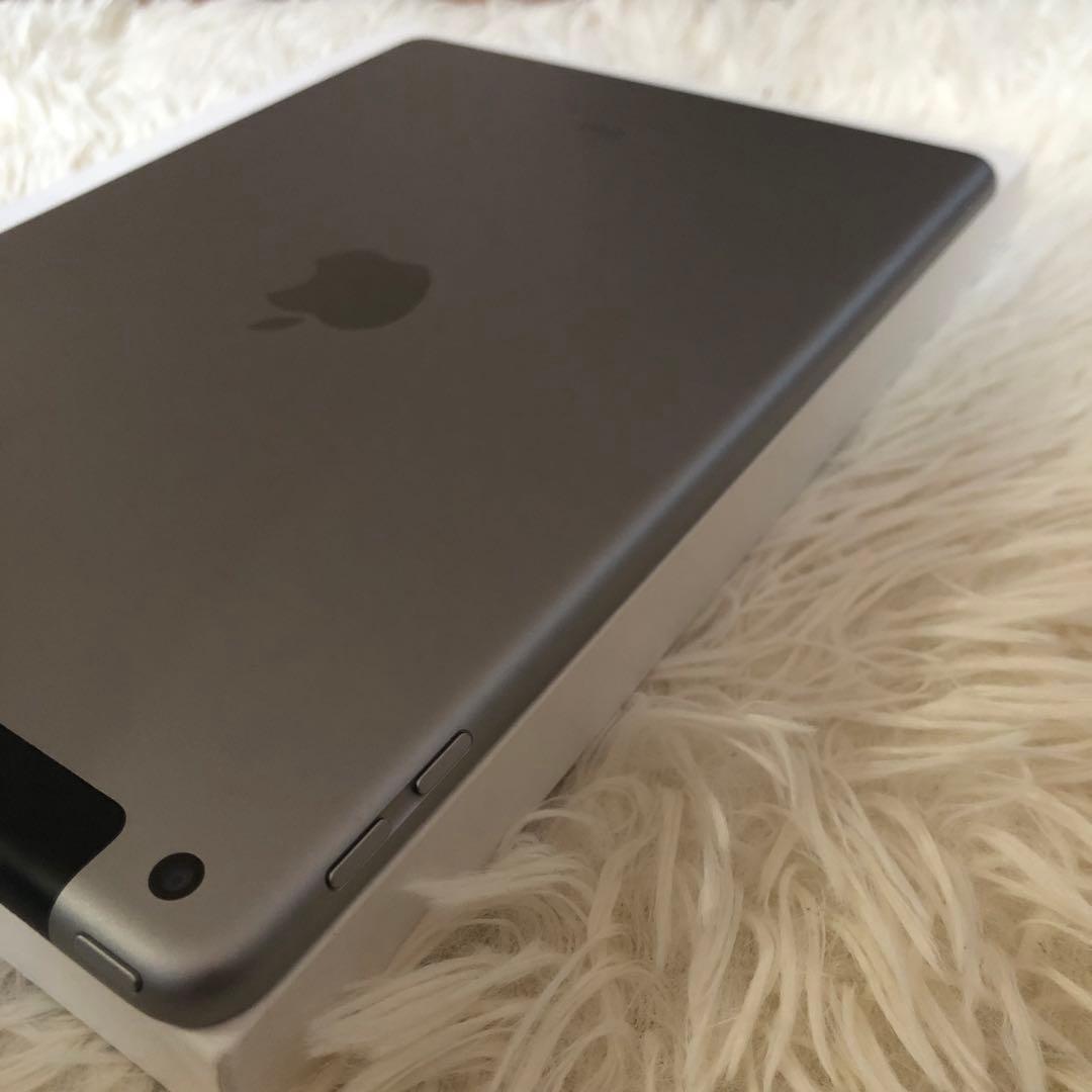 【完動品】iPad 第5世代 32GB SIMフリー【すぐ発送】