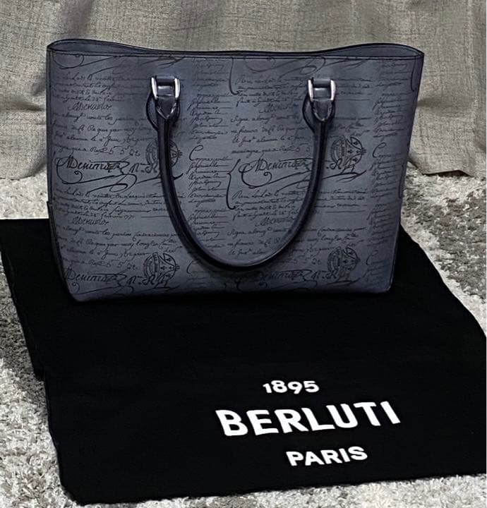 【Ｋ.Ｋ】ベルルッティ　トゥジュール　トートバッグ　ライトアルミニオ