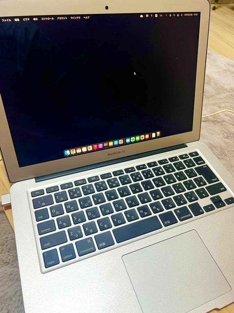 Apple MacBook Air シルバー 256GB