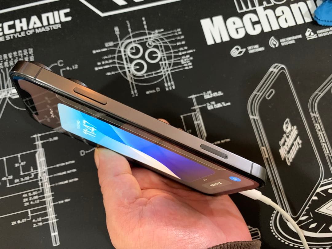 Apple iPhone XR カスタム品 (15Pro風) 128GB