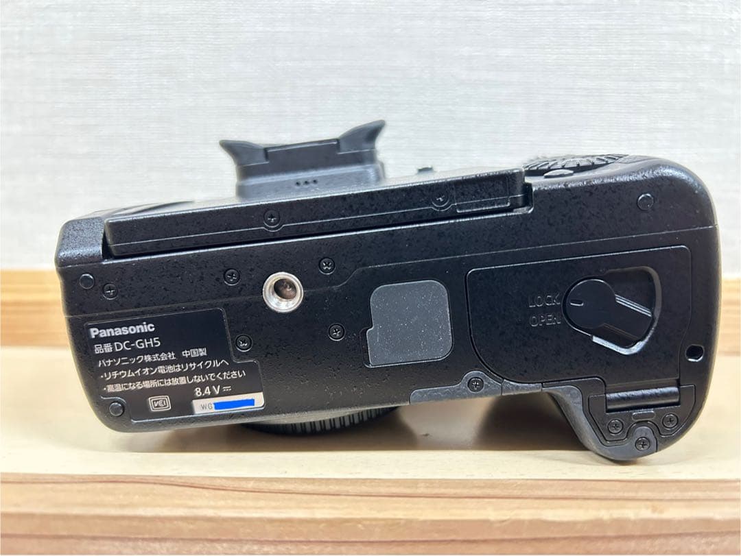 【LUMIX】美品GH5 +V-Log撮影可能　おまけ付