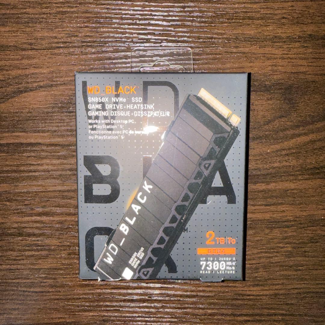 ウエスタンデジタル　SN850x SSD 2tb ヒートシンク付き