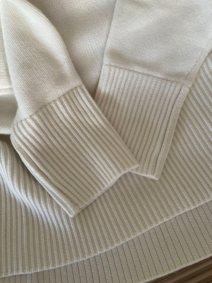 TOTEME カシミヤ混　タートルニット　オーバーサイズ　新品　タグ付