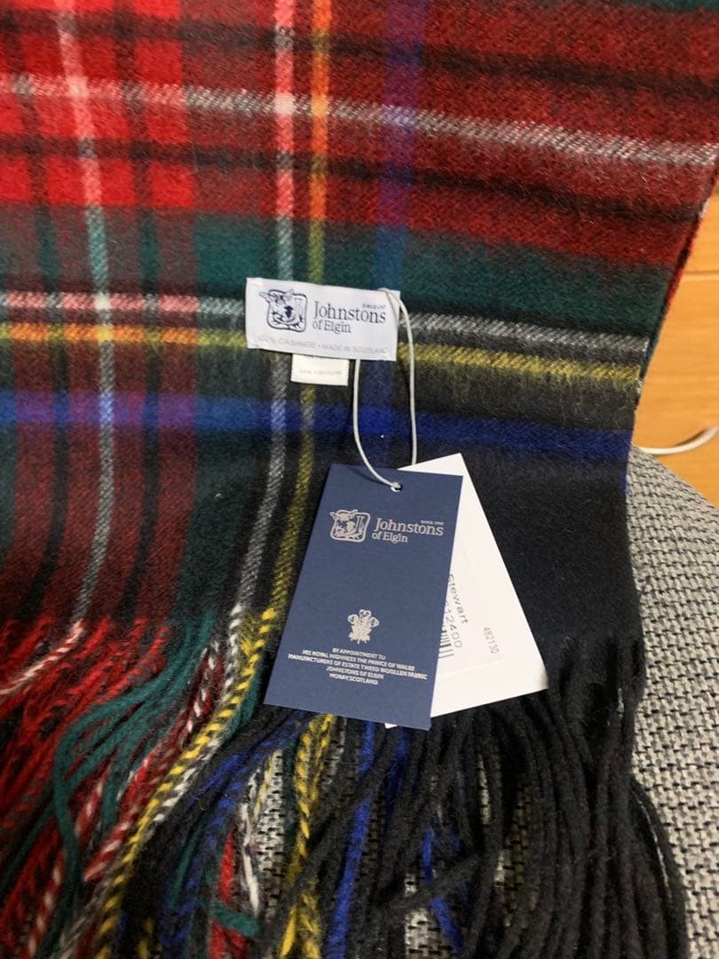i*i様 ジョンストンズ スカーフ　ブラックスチュワートタータンチェック 大判カ