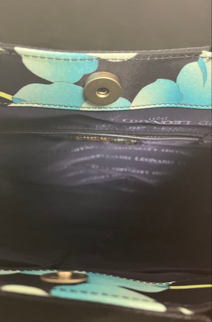 レオナールスポーツバッグ　タイムセール