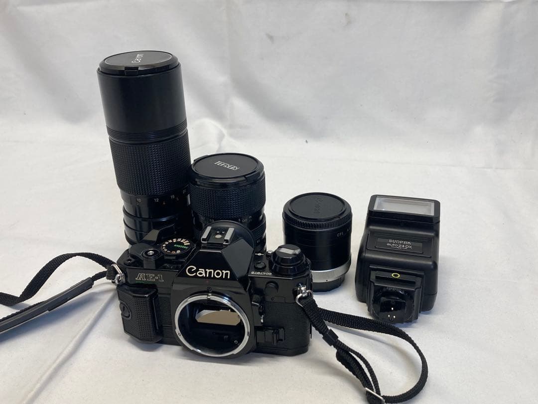 CANON キヤノン　AE-1 PROGRAM レンズセット　フィルムカメラ