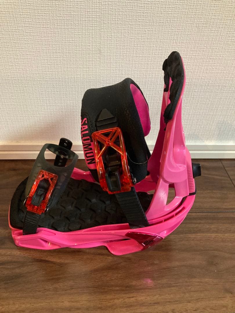 SALOMON RHYTHM スノーボードビンディング ピンク　Sサイズ