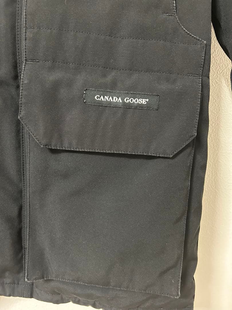 カナダグース   ブラック ダウンジャケット S/P