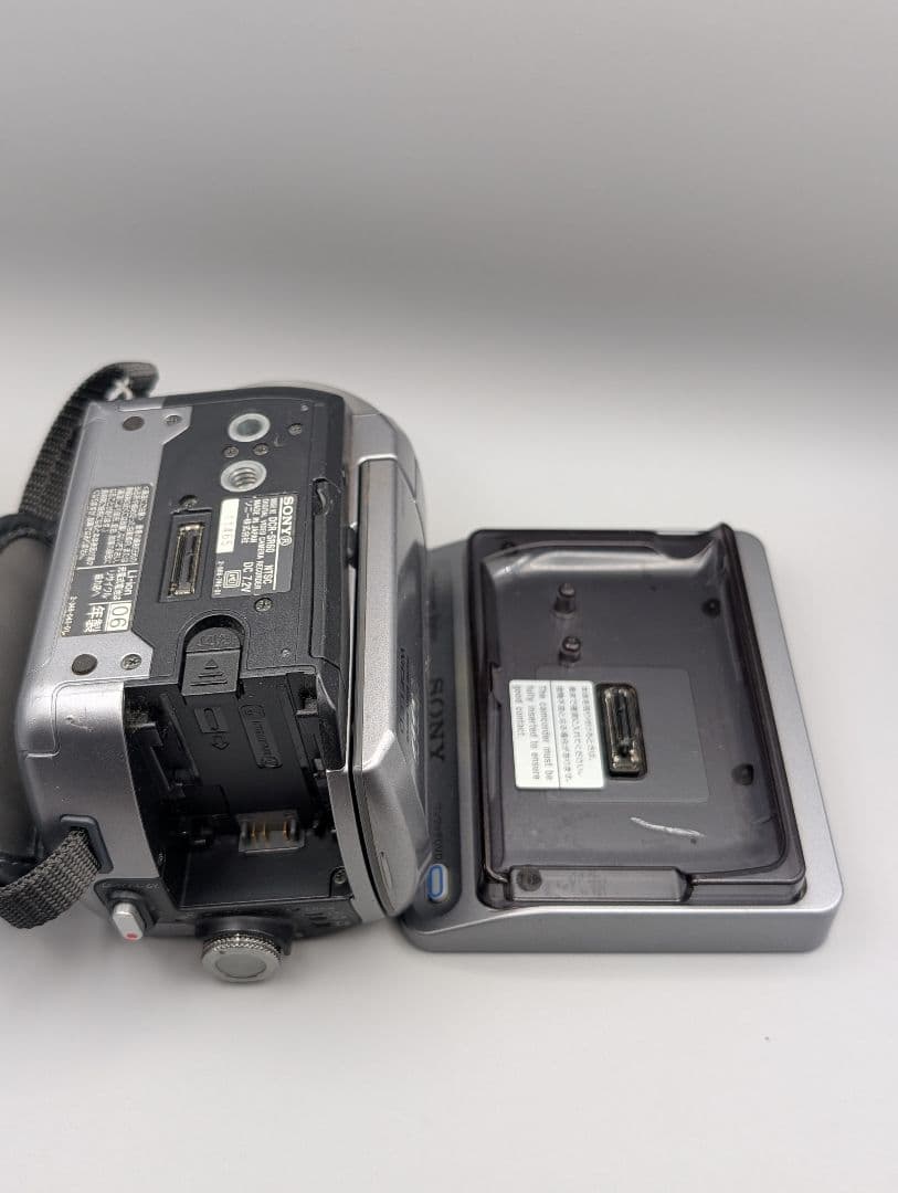SONY ハンディカム DCR-SR60 30GB Carl Zeiss 動確済