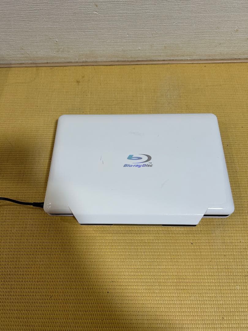 AVOX ポータブル Blu-rayプレーヤー