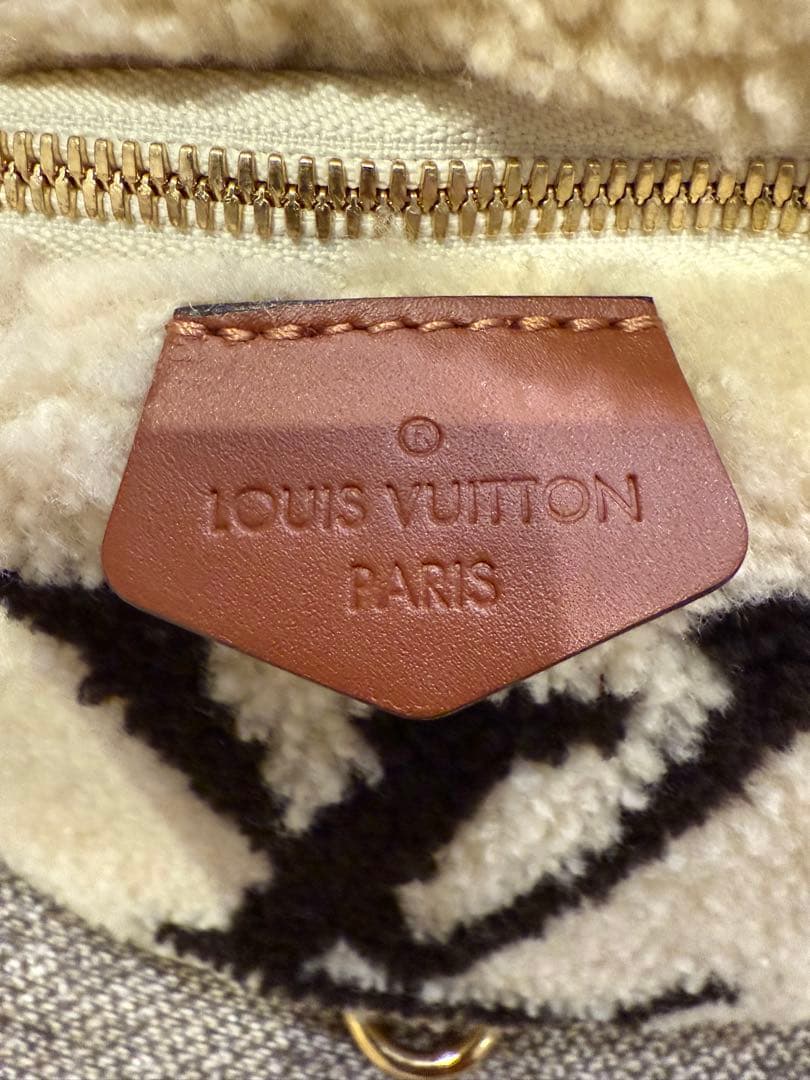 Louis Vuitton LVボディバッグ バムバッグモノグラムテディボア