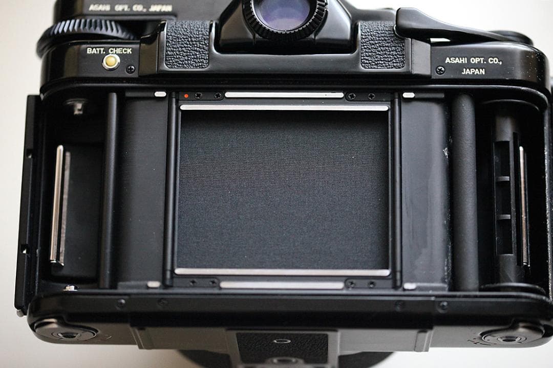 Pentax 6X7、Takumar 2.8/90mm　Q643