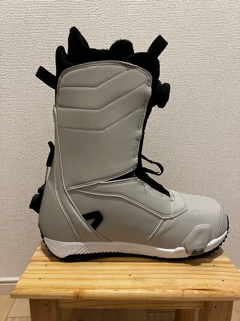 イ*カ様 Burton Ruler Step On スノーボード ブーツ+バイン