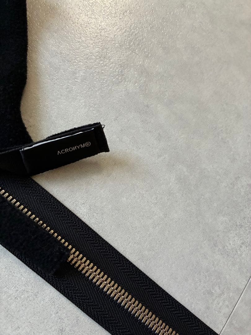 ACRONYM アクロニウム NG4-PS ネックゲイター