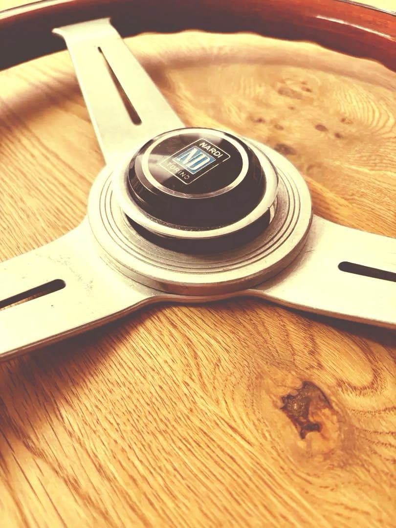 非国民さん専用　NARDI 32.5Φ ウッドステアリング