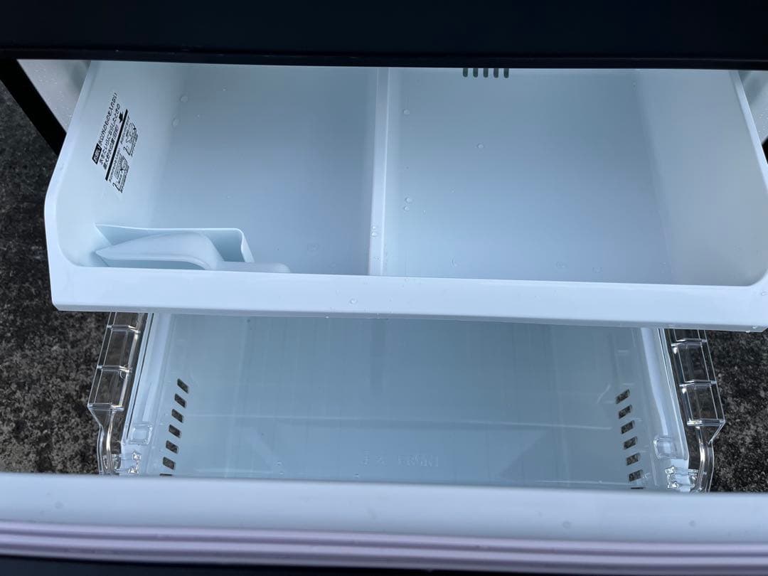 美品‼️TOSHIBA冷蔵庫 326L 2023年製R28
