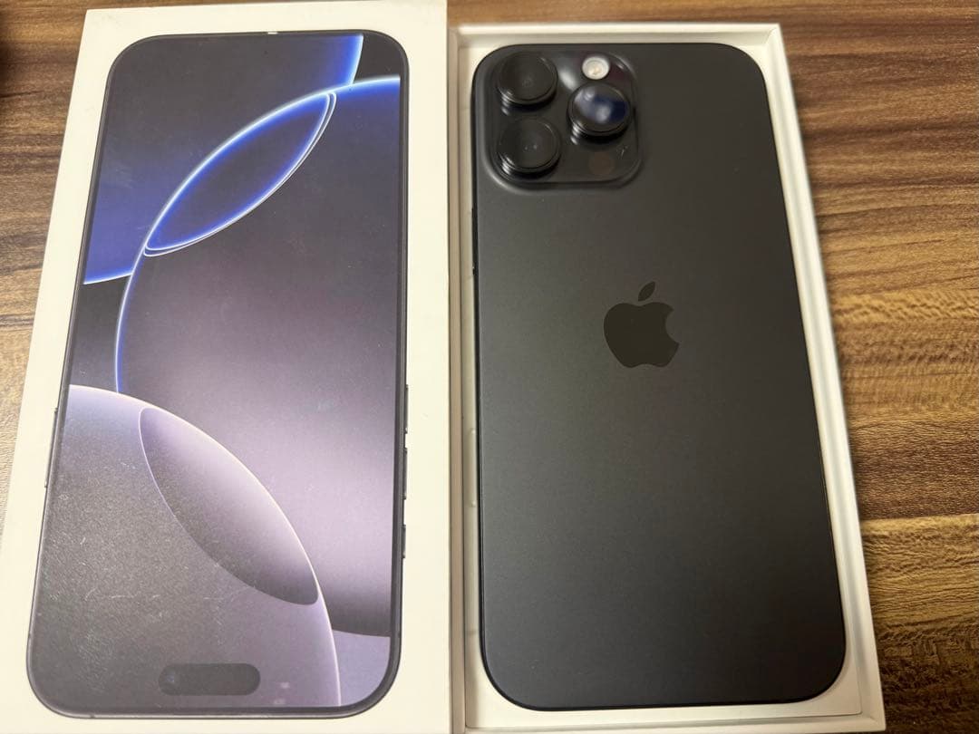 【ほぼ新品、在庫1点のみ】iPhone16ProMax 1TB