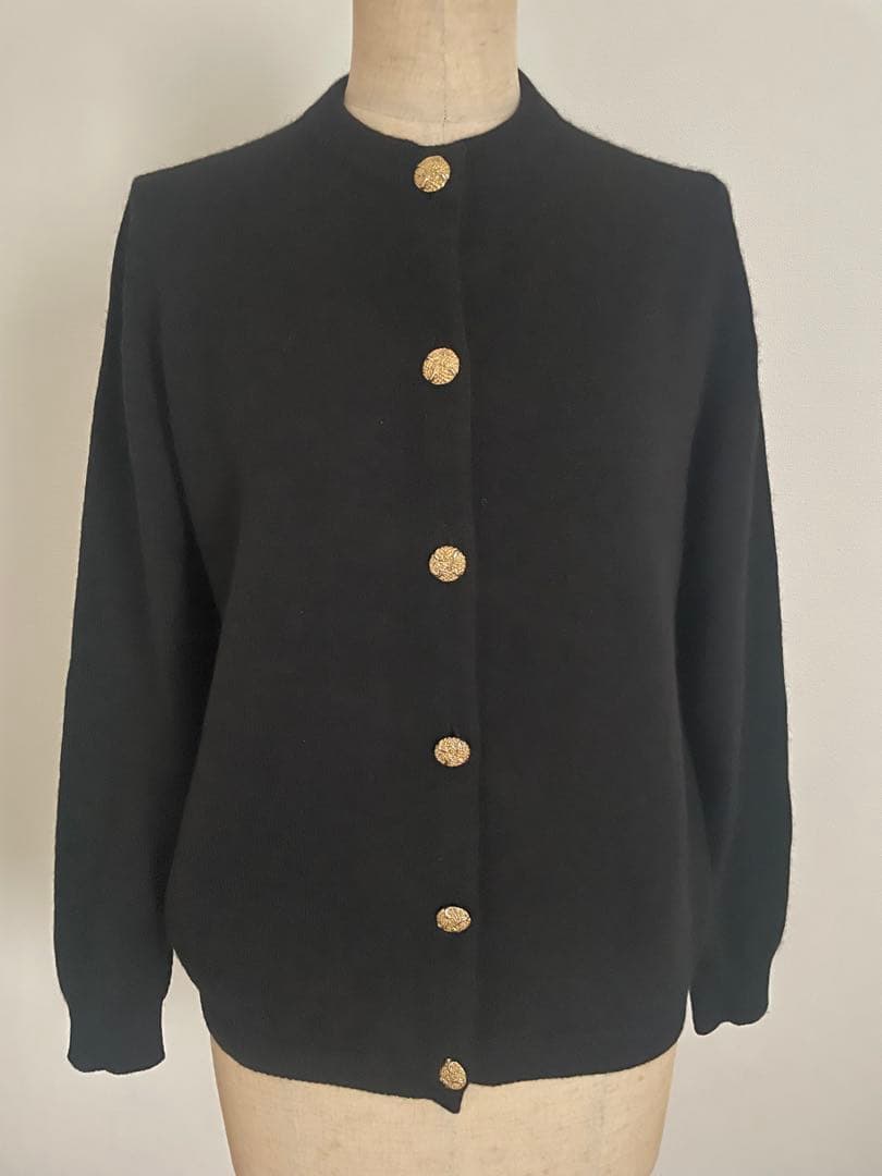 Ballantyn バランタインカシミヤ 黒 金ボタン カーディガン 40