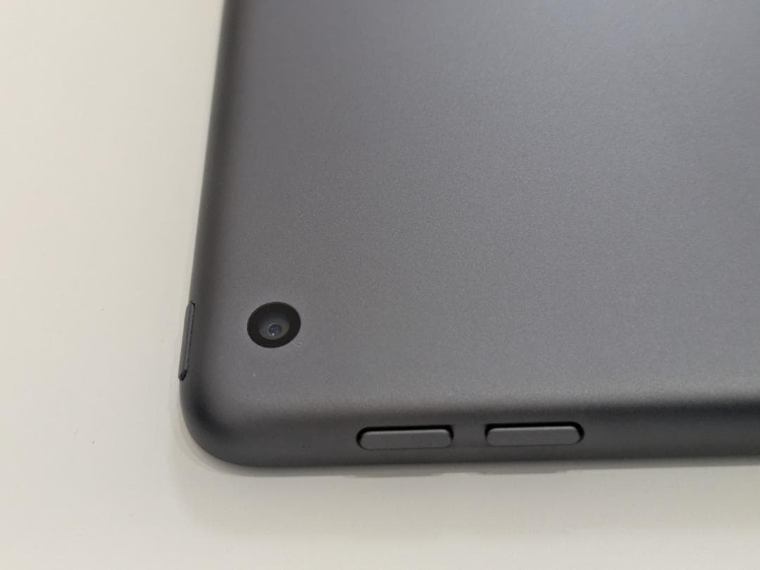 Apple iPad スペースグレー　箱あり