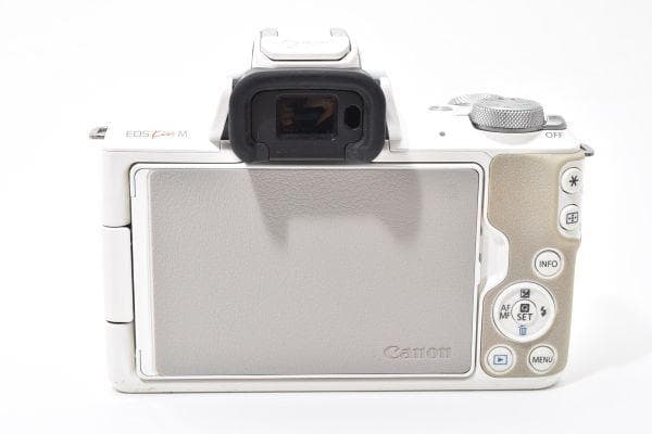 【美品】キャノン Canon EOS KissM ダブルズームキット SDカード