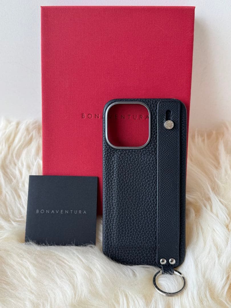 ボナベンチュラ iPhone15 Pro Max ストラップ付 シュリンクレザー